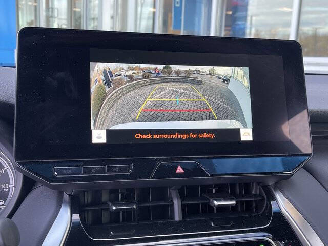 2023 Toyota Venza LE