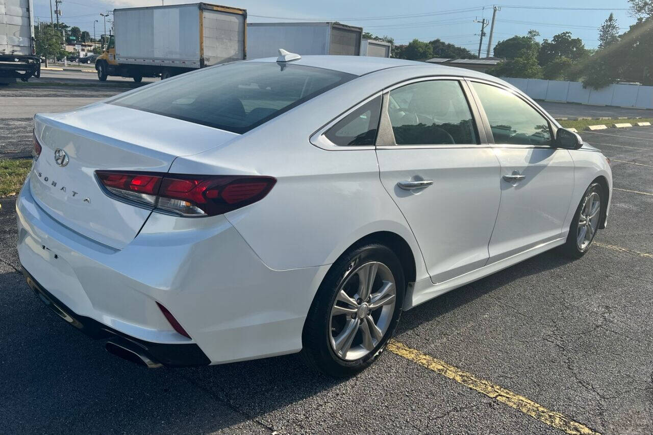 2018 Hyundai Sonata  - $16,800