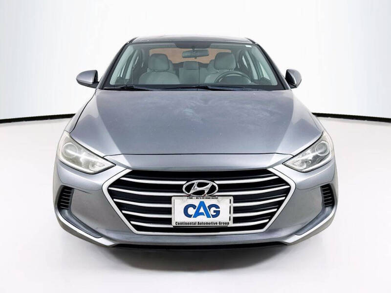 2018 Hyundai Elantra