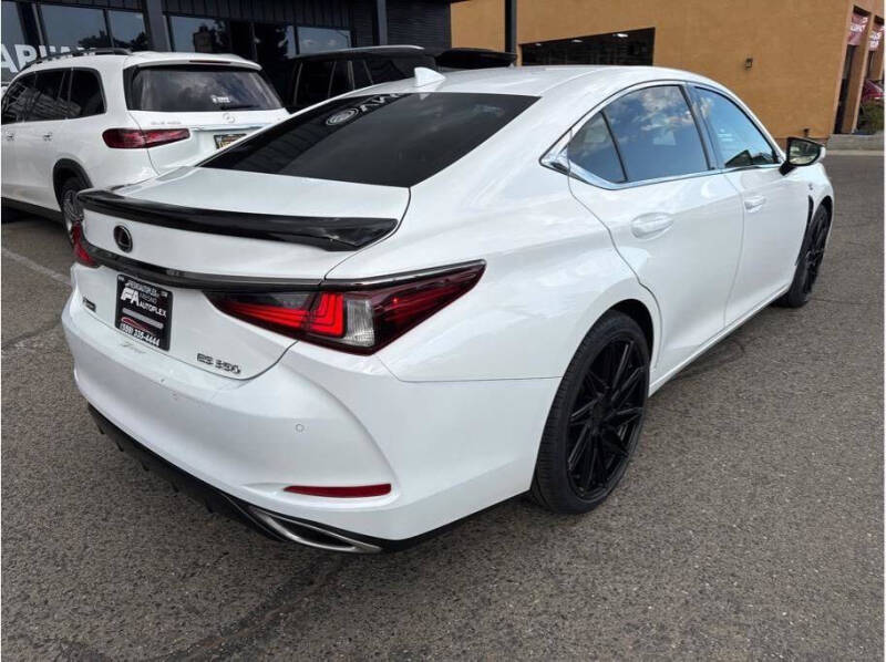 2019 Lexus ES 350