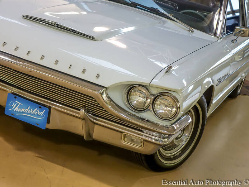 1964 Ford Thunderbird