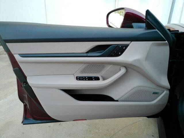 2022 Porsche Taycan
