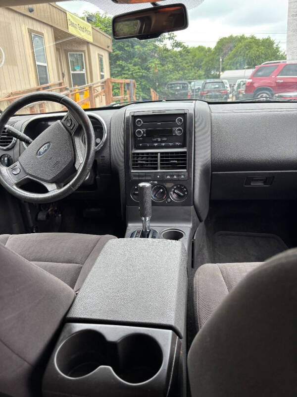 2010 Ford Explorer XLT