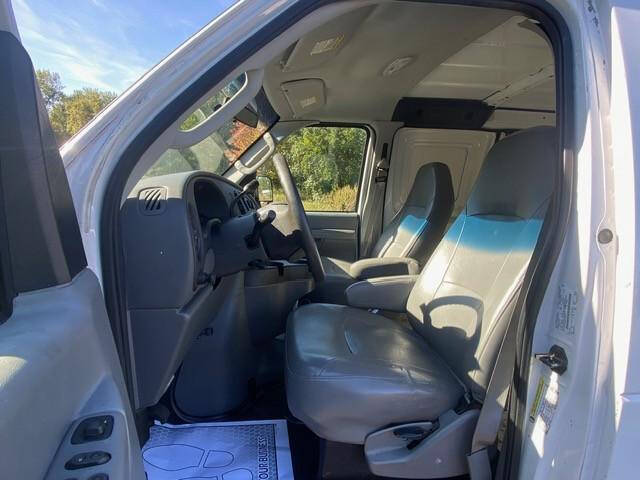 2006 Ford E-Series E-150