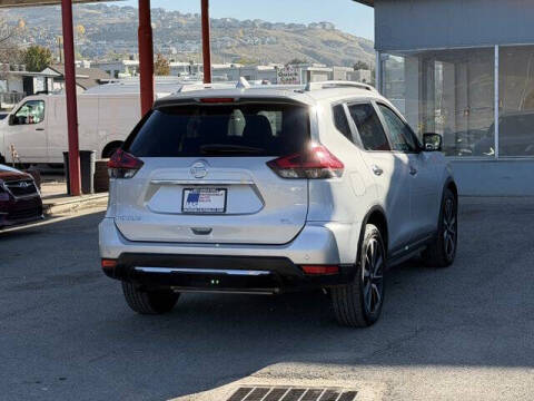 2020 Nissan Rogue SL