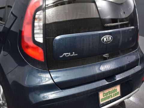 2017 Kia Soul +