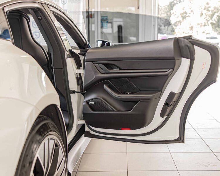 2022 Porsche Taycan