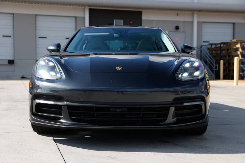2020 Porsche Panamera