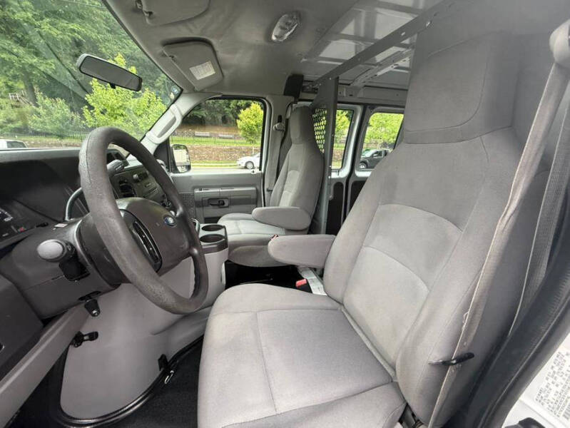 2014 Ford E-Series E-250