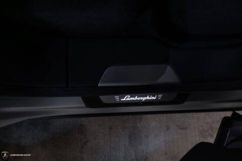 2023 Lamborghini Urus S