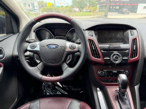 2012 Ford Focus SEL