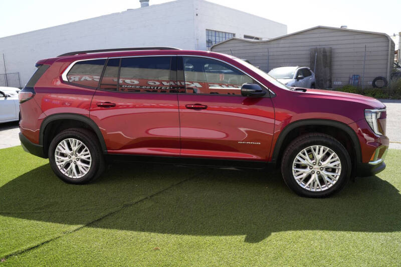 2024 GMC Acadia Elevation