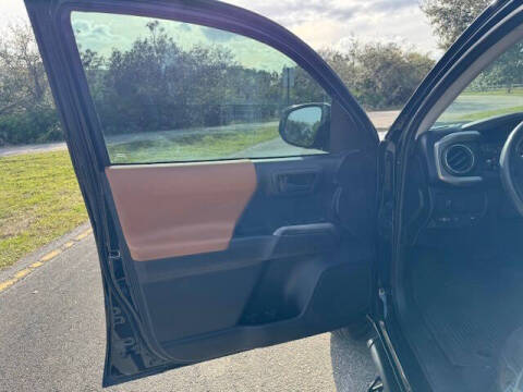 2020 Toyota Tacoma TRD Sport