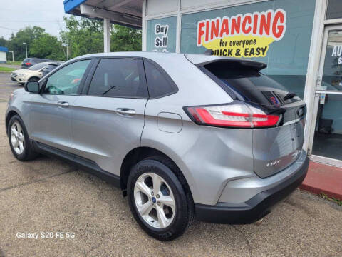 2020 Ford Edge SE