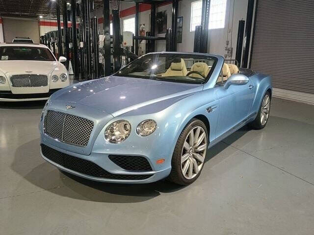 2016 Bentley Continental GT Base's photo