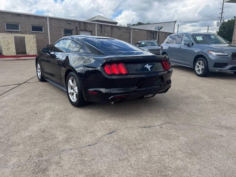 2015 Ford Mustang V6