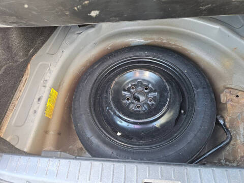 2004 Toyota Corolla LE