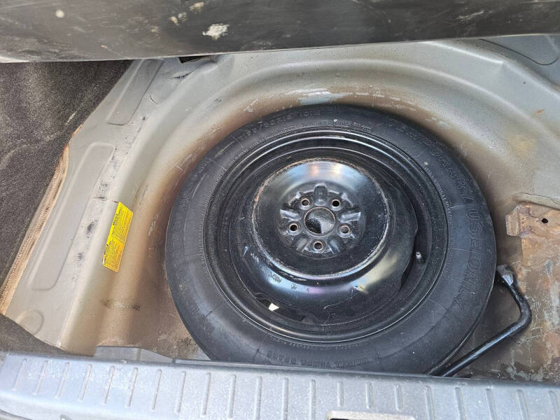 2004 Toyota Corolla LE