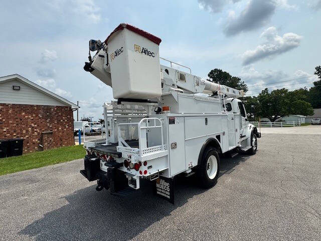 2016 Freightliner M2 106