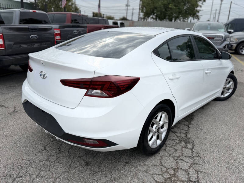 2020 Hyundai Elantra SE