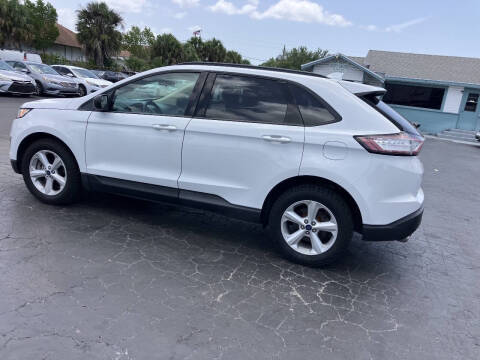 2017 Ford Edge SE
