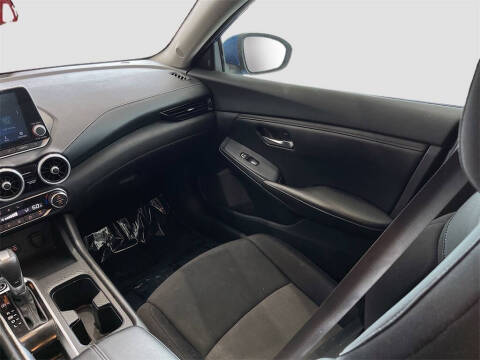 2022 Nissan Sentra SV