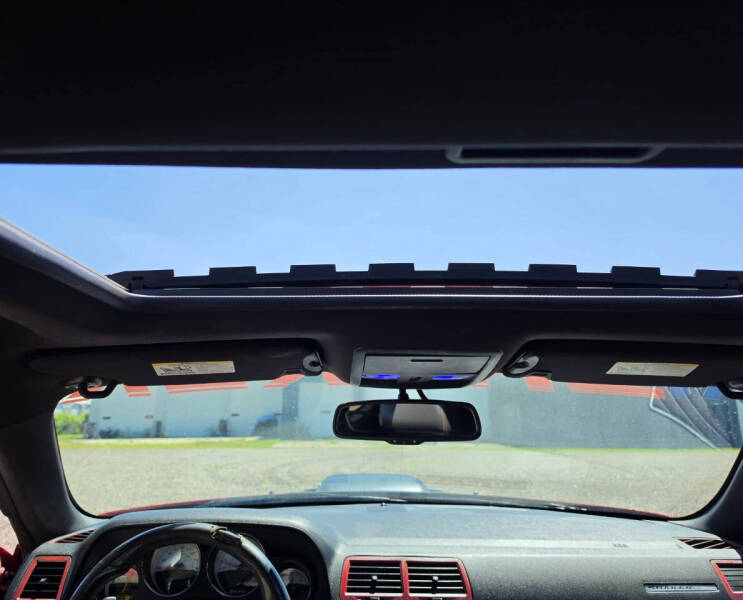 2014 Dodge Challenger R/T Shaker Package