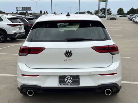2026 Volkswagen Golf GTI S