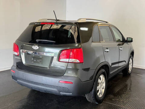 2011 Kia Sorento LX