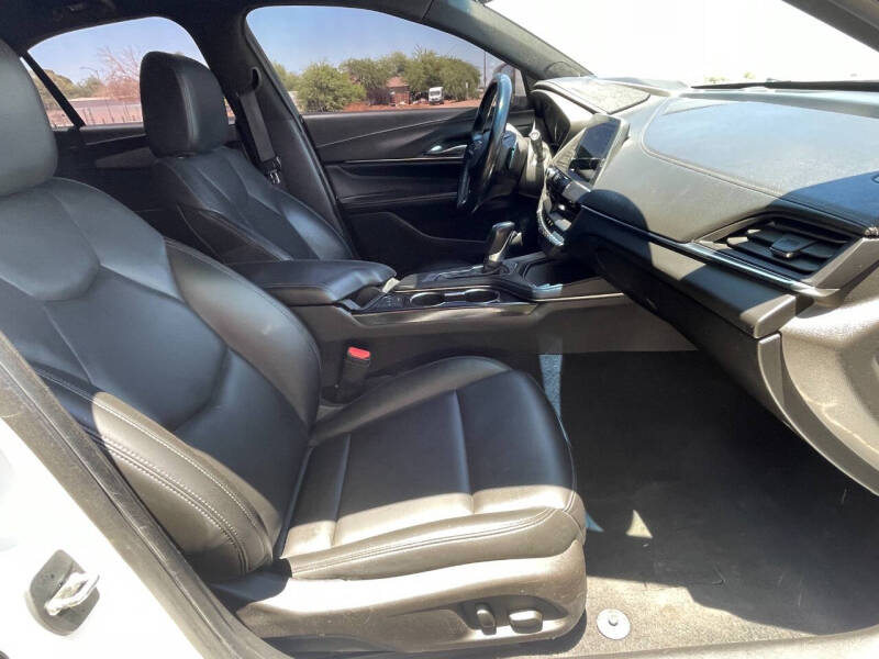2021 Cadillac CT4 Luxury