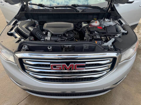 2017 GMC Acadia SLE-2
