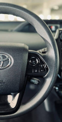 2021 Toyota Prius XLE