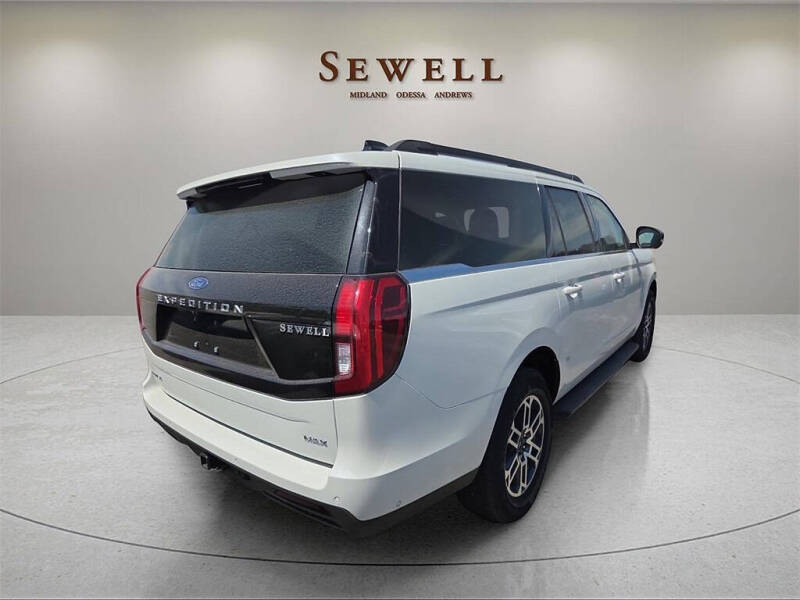 2025 Ford Expedition MAX Active