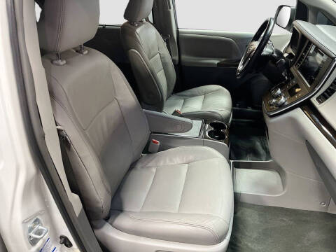 2017 Toyota Sienna