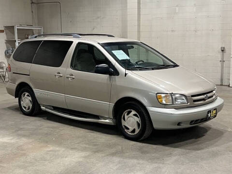 2000 Toyota Sienna