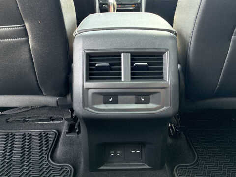 2022 Volkswagen Atlas Cross Sport V6 SEL Premium R-Line 4Motion