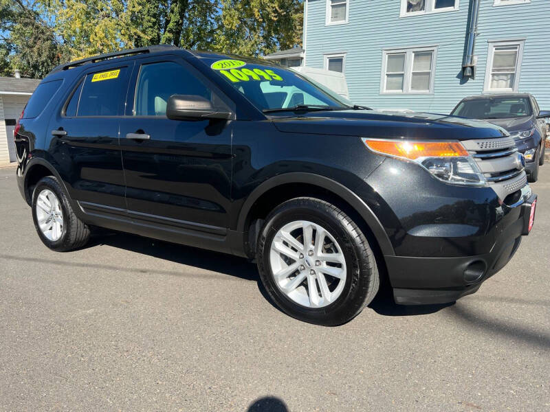 2015 Ford Explorer Base photo 2