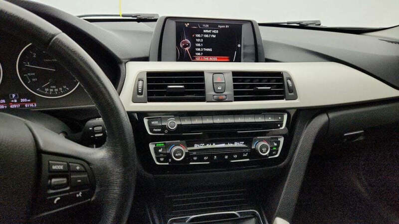 2017 BMW 3 Series 320i xDrive