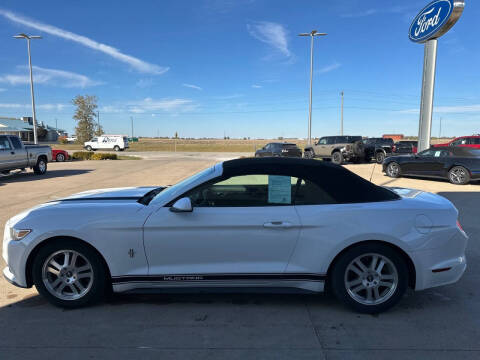 2016 Ford Mustang V6