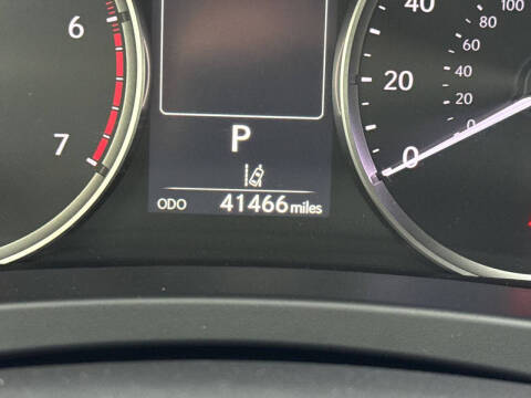 2023 Lexus IS 300