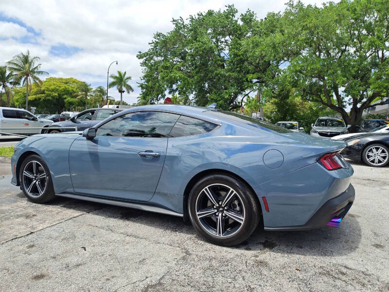 2025 Ford Mustang EcoBoost