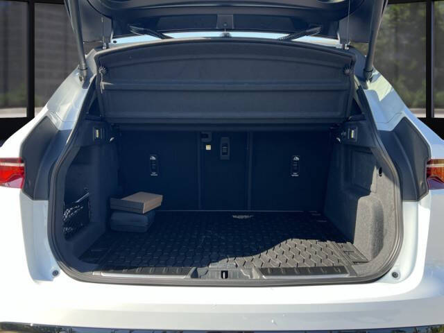 2026 Jaguar F-PACE P250 R-Dynamic S