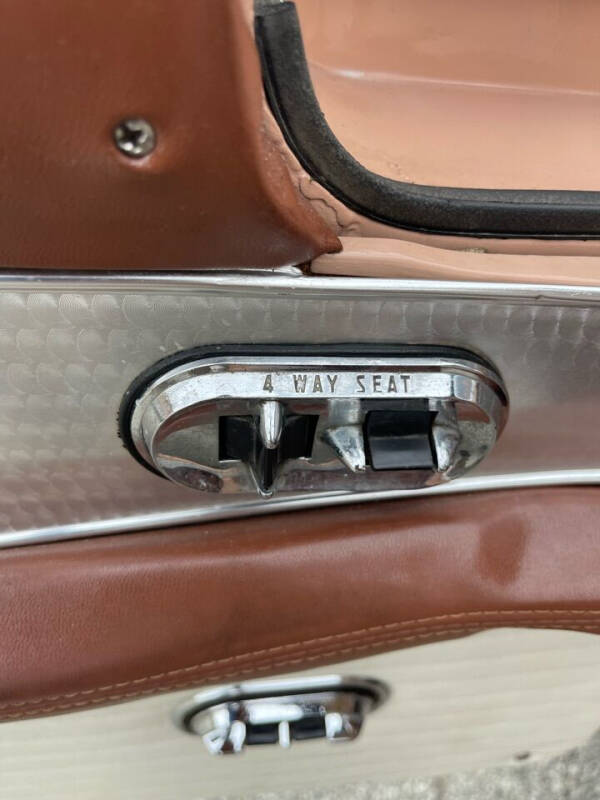 1956 Ford Thunderbird