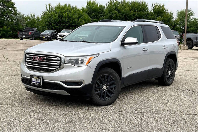 Used 2019 GMC Acadia SLT-1 with VIN 1GKKNULS8KZ224084 for sale in Montevideo, Minnesota