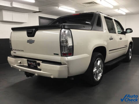 2011 Chevrolet Avalanche LTZ