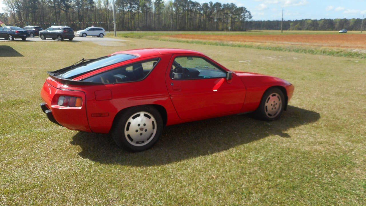 1985 Porsche 928 3