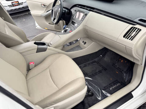 2013 Toyota Prius Five