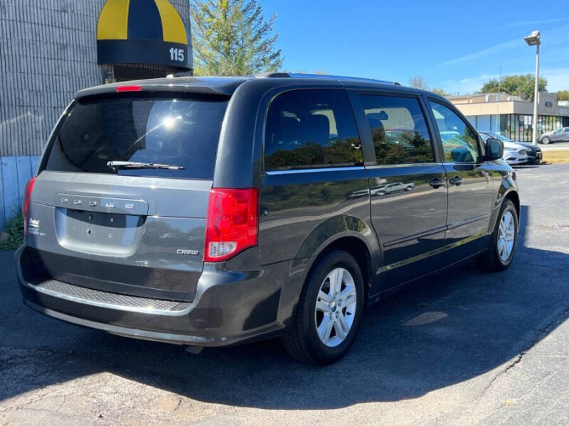 2011 Dodge Grand Caravan Crew
