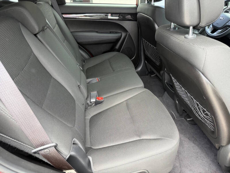2015 Kia Sorento LX