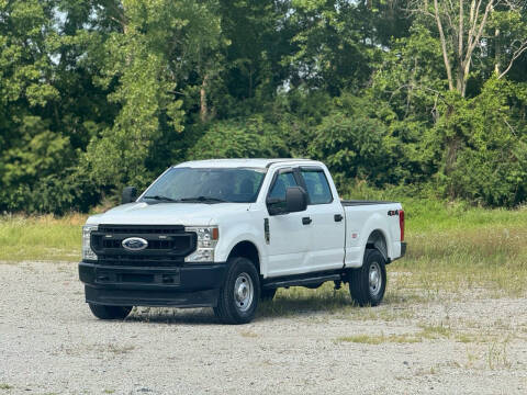 2021 Ford F-250 Super Duty for sale at OVERDRIVE AUTO SALES, LLC. in Clarksville IN